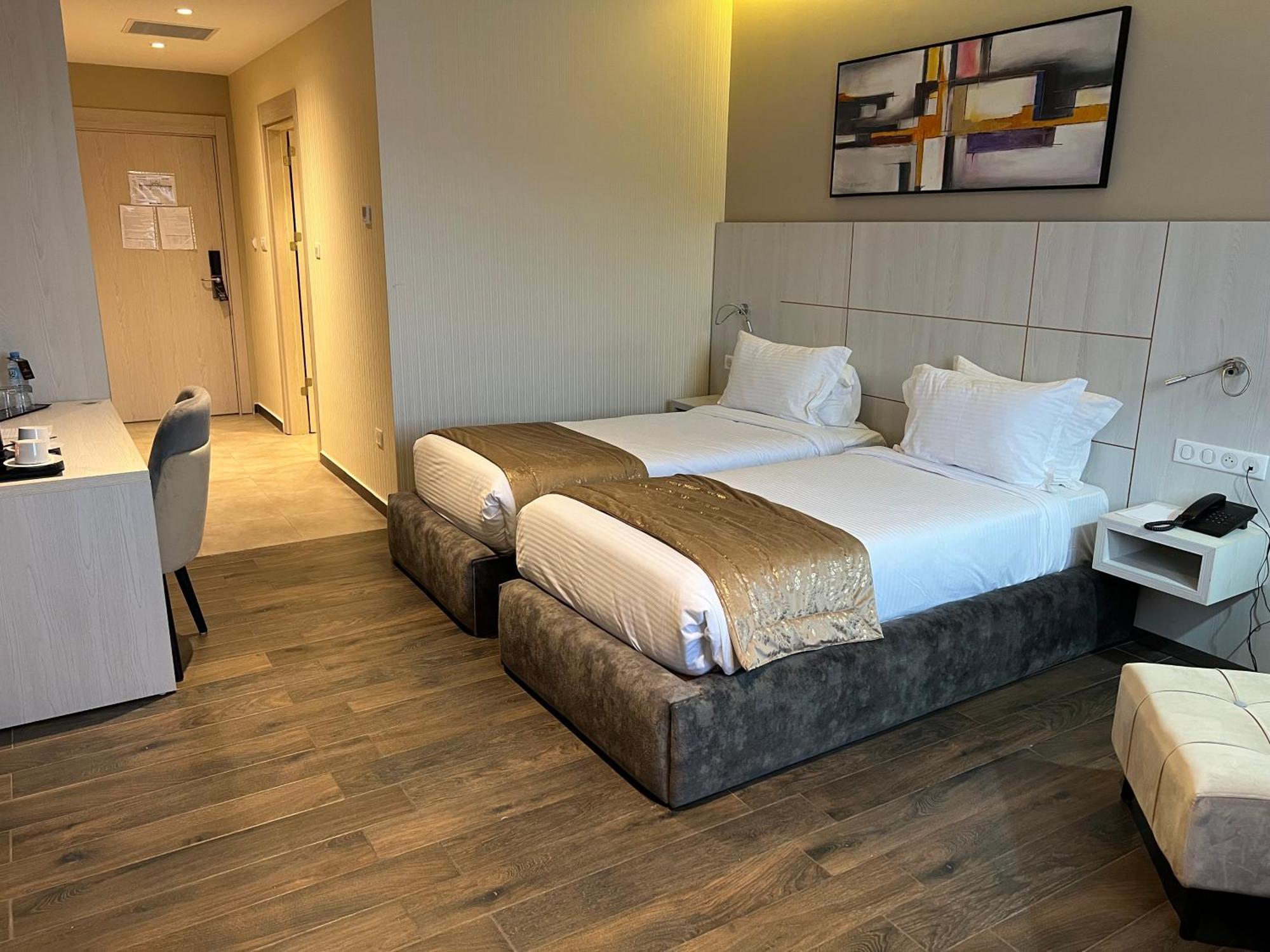 Hotel Ben Aouda & Spa Tipaza Ngoại thất bức ảnh