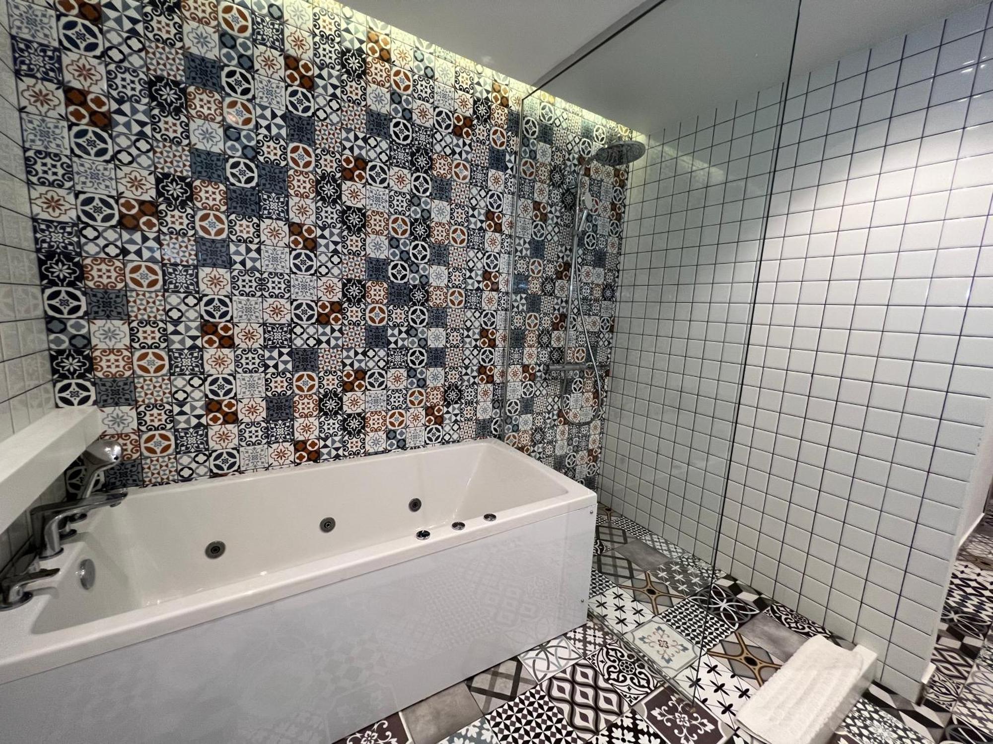 Hotel Ben Aouda & Spa Tipaza Ngoại thất bức ảnh