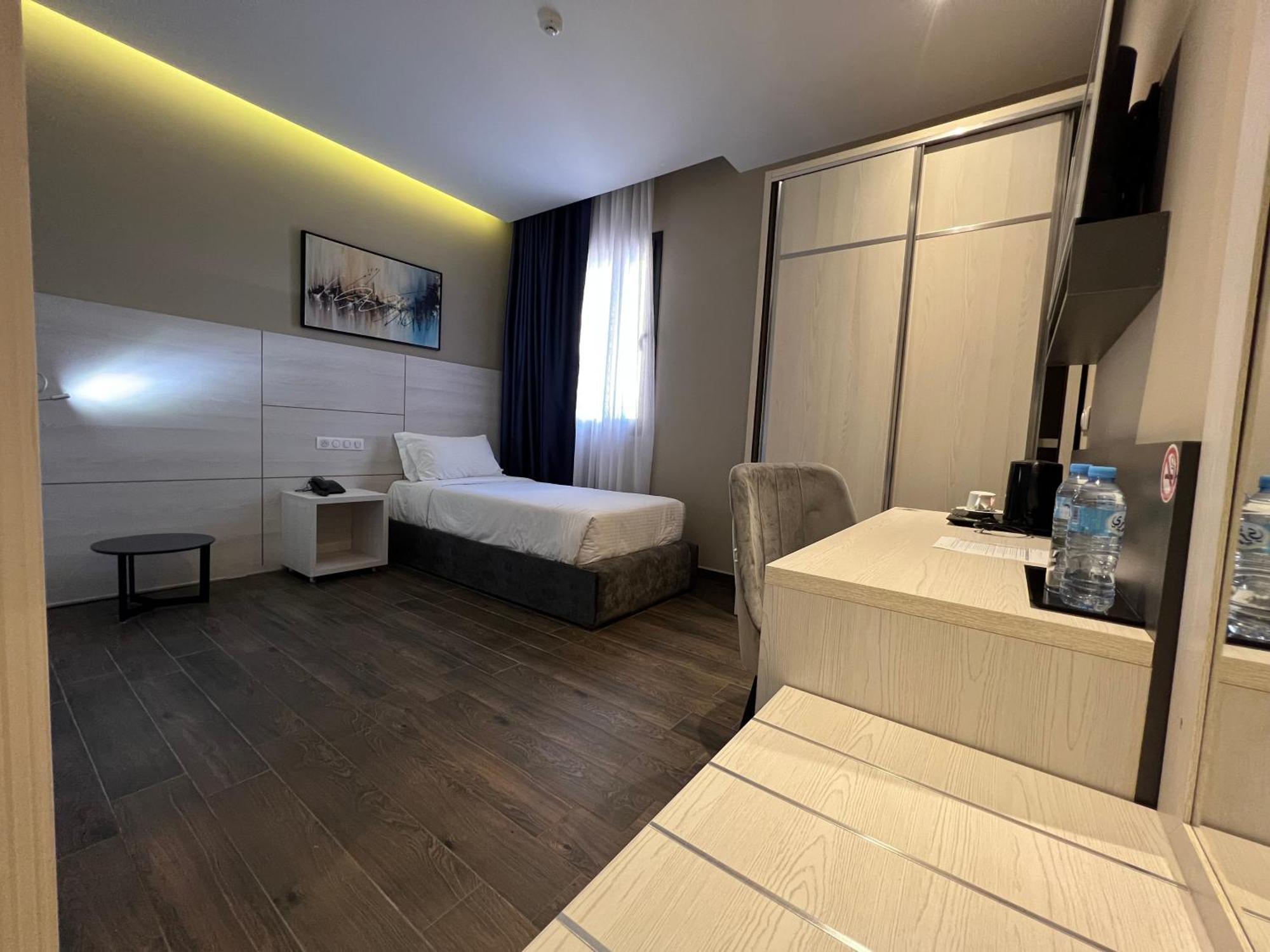 Hotel Ben Aouda & Spa Tipaza Ngoại thất bức ảnh