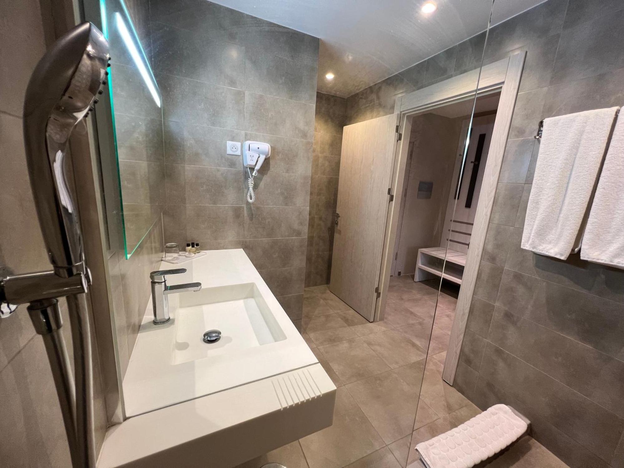 Hotel Ben Aouda & Spa Tipaza Ngoại thất bức ảnh