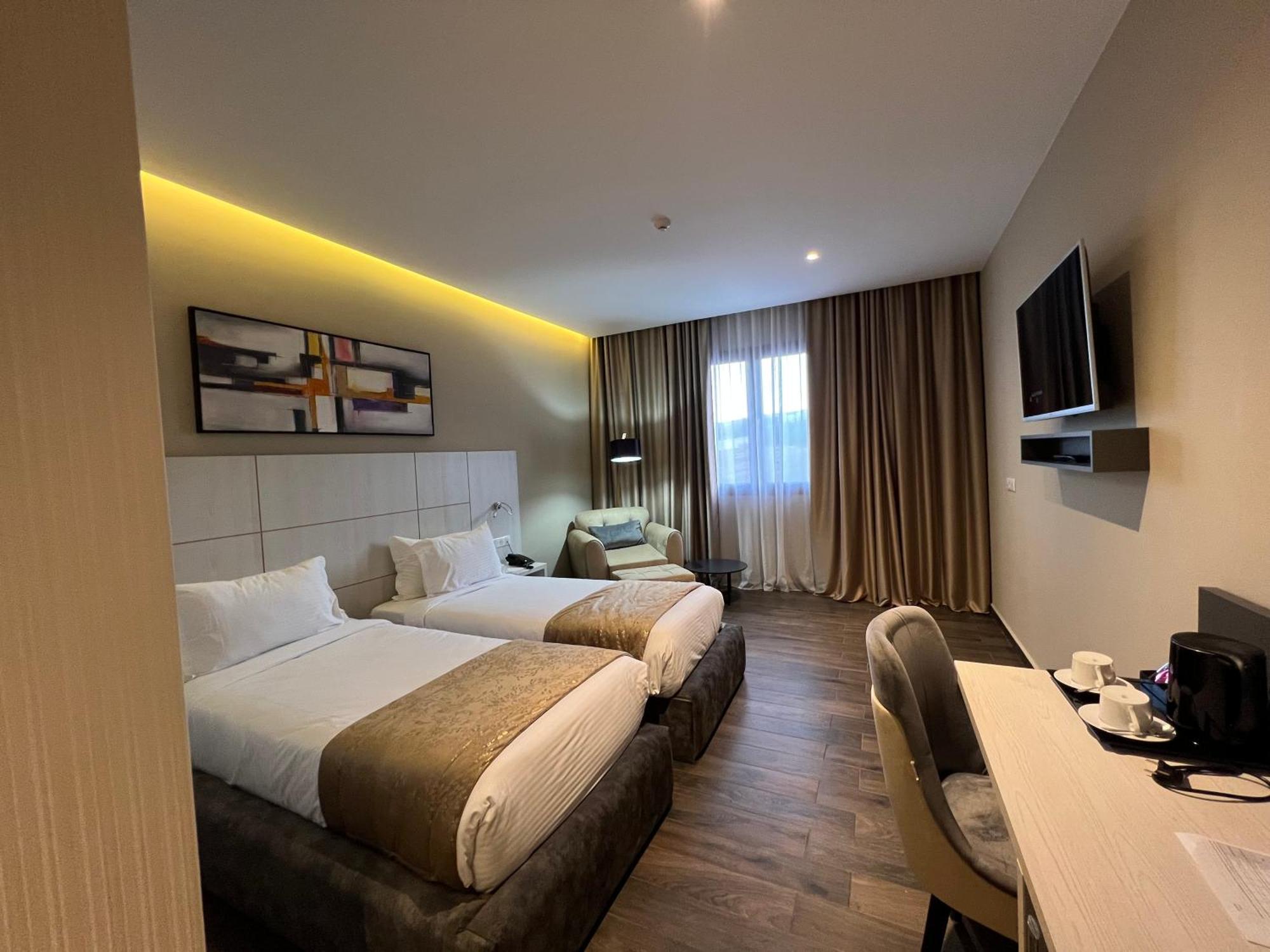 Hotel Ben Aouda & Spa Tipaza Ngoại thất bức ảnh